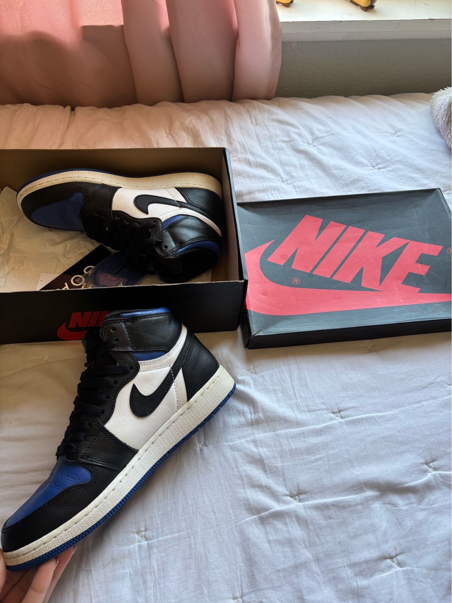 Jordan 1s royal toe