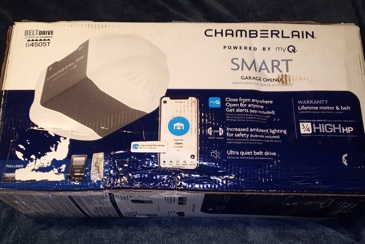 Chamberlain B4505T 3/4 HP Smart Quiet Belt Drive Garage Door Opener

