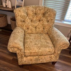 Pretty Yellow Floral Sofa Chair