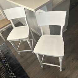 🦠RUSTIC White Bar Height Stools✨X2 (( Pottery Barn Pier 1