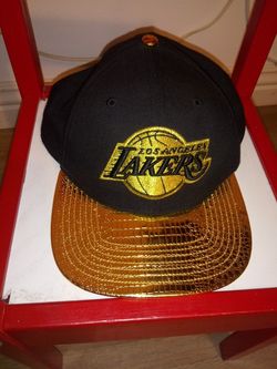 New Lakers hat