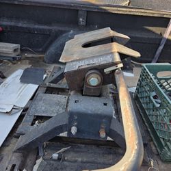 Reese 5th Wheel Hitch