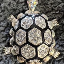 Turtle Rhinestone Necklace