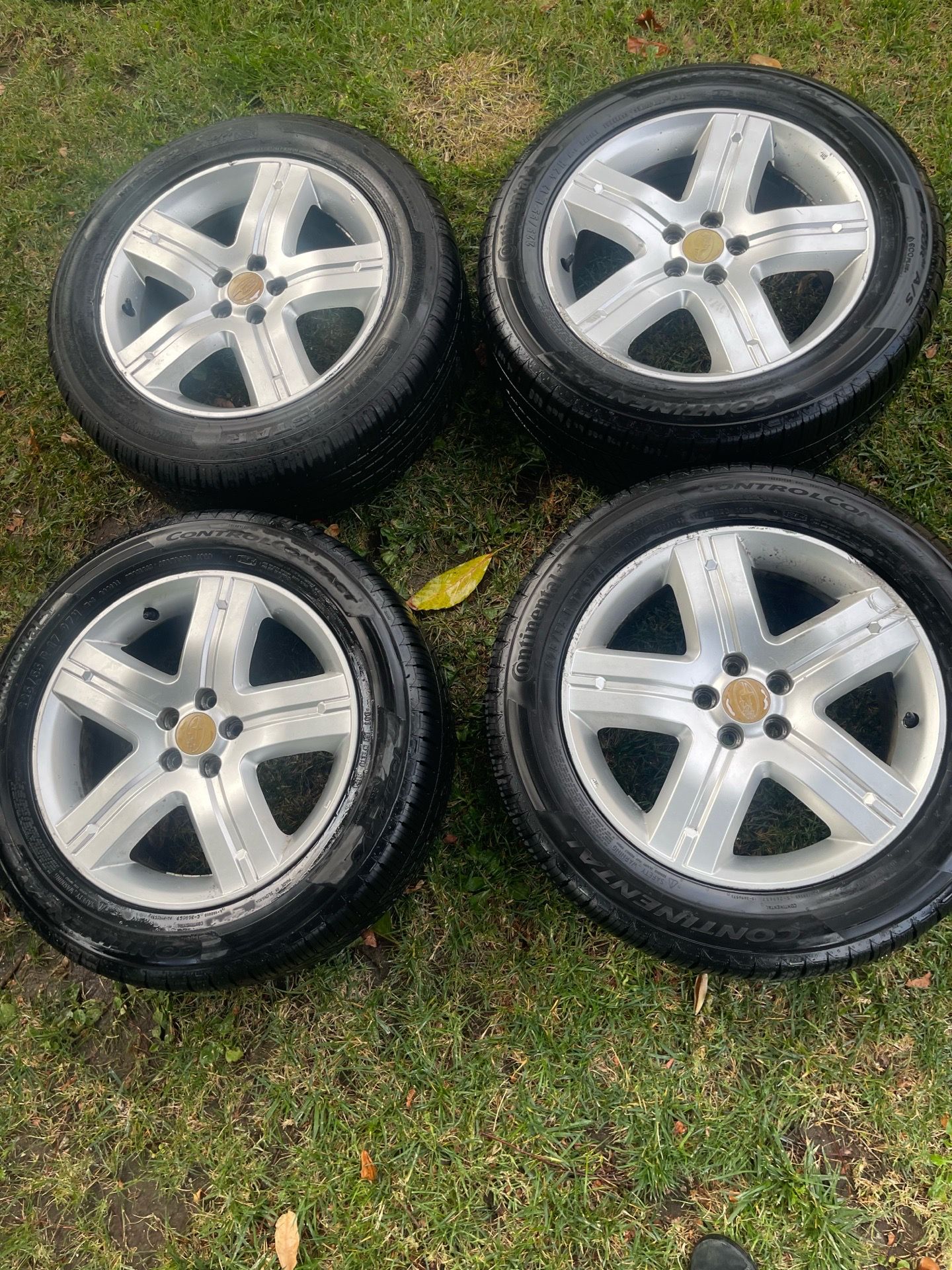 Subaru alloy wheels size 225/55 R 17 97H