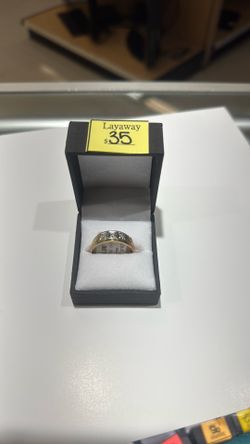 10kt 4.2 grams diamond