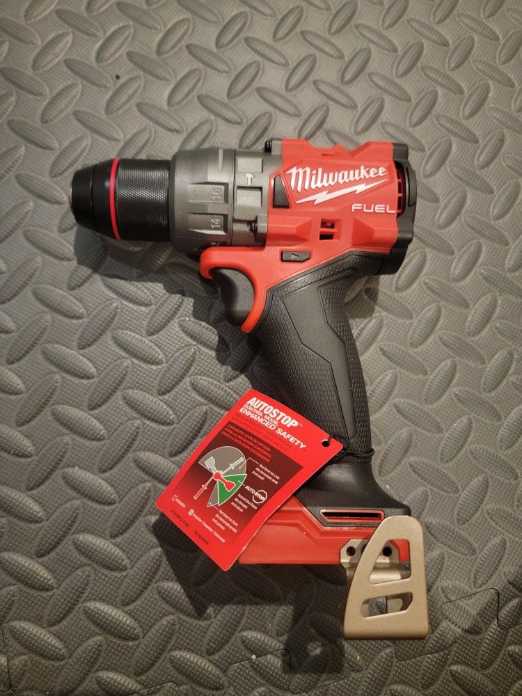 Milwaukee M18 Hammer Drill 1/2 Inch