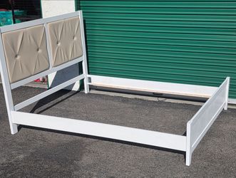White queen bed