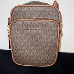 Michael Kors Crossbody