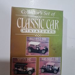 Collector's Set Classic Car Miniatures Early 1900  $10.00