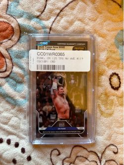 WWE CM PINK TOPPS CARD