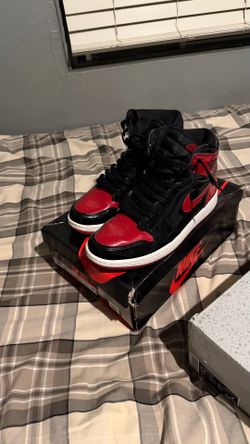 Used Jordan 1 Patent Leather Size 8.5 Box included