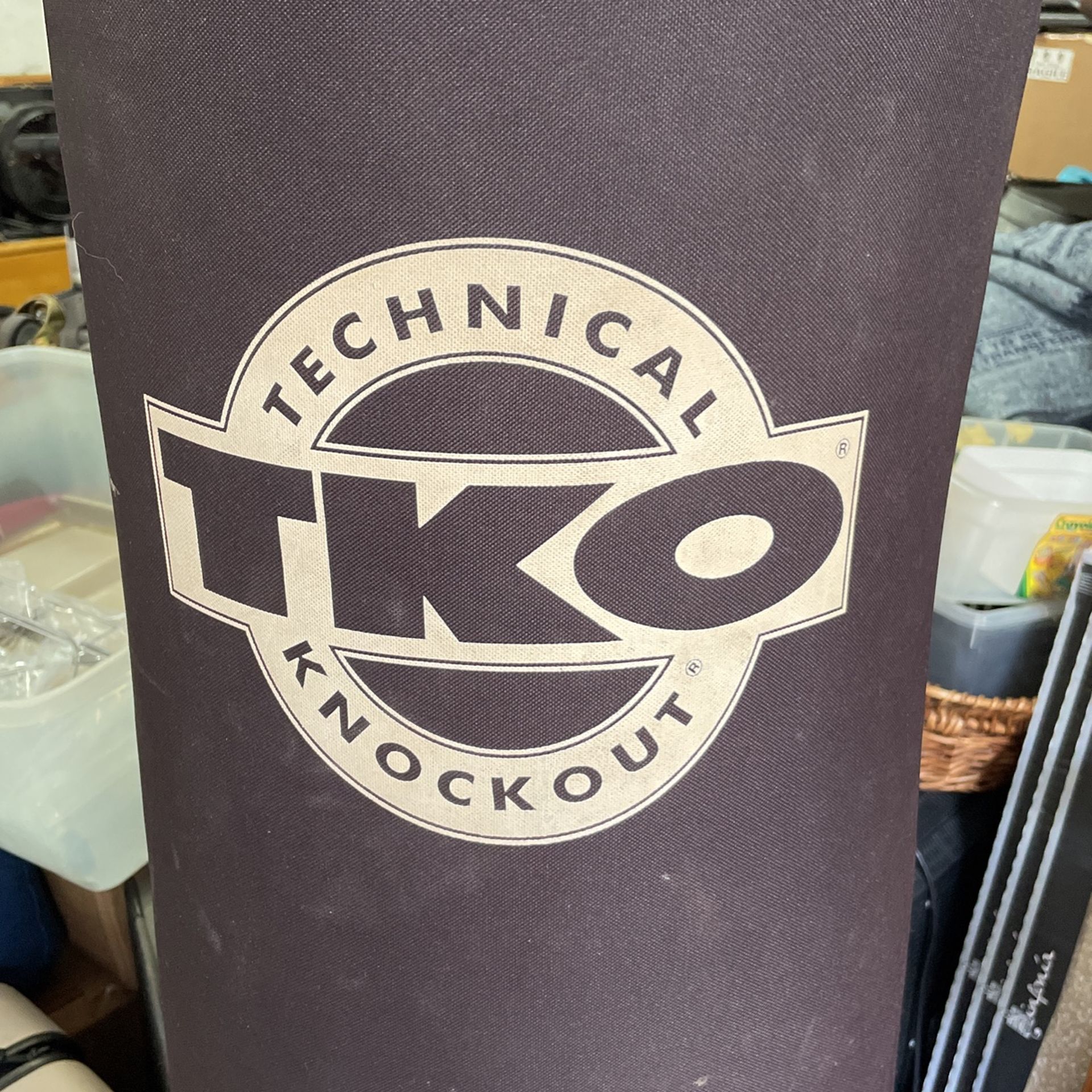 Technical TKO 75lbs Punching bag