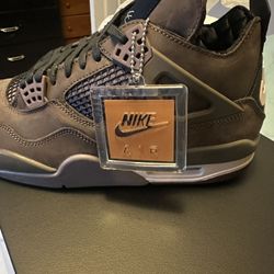 Jordan Retro 4 SP Dark Mocha AMM