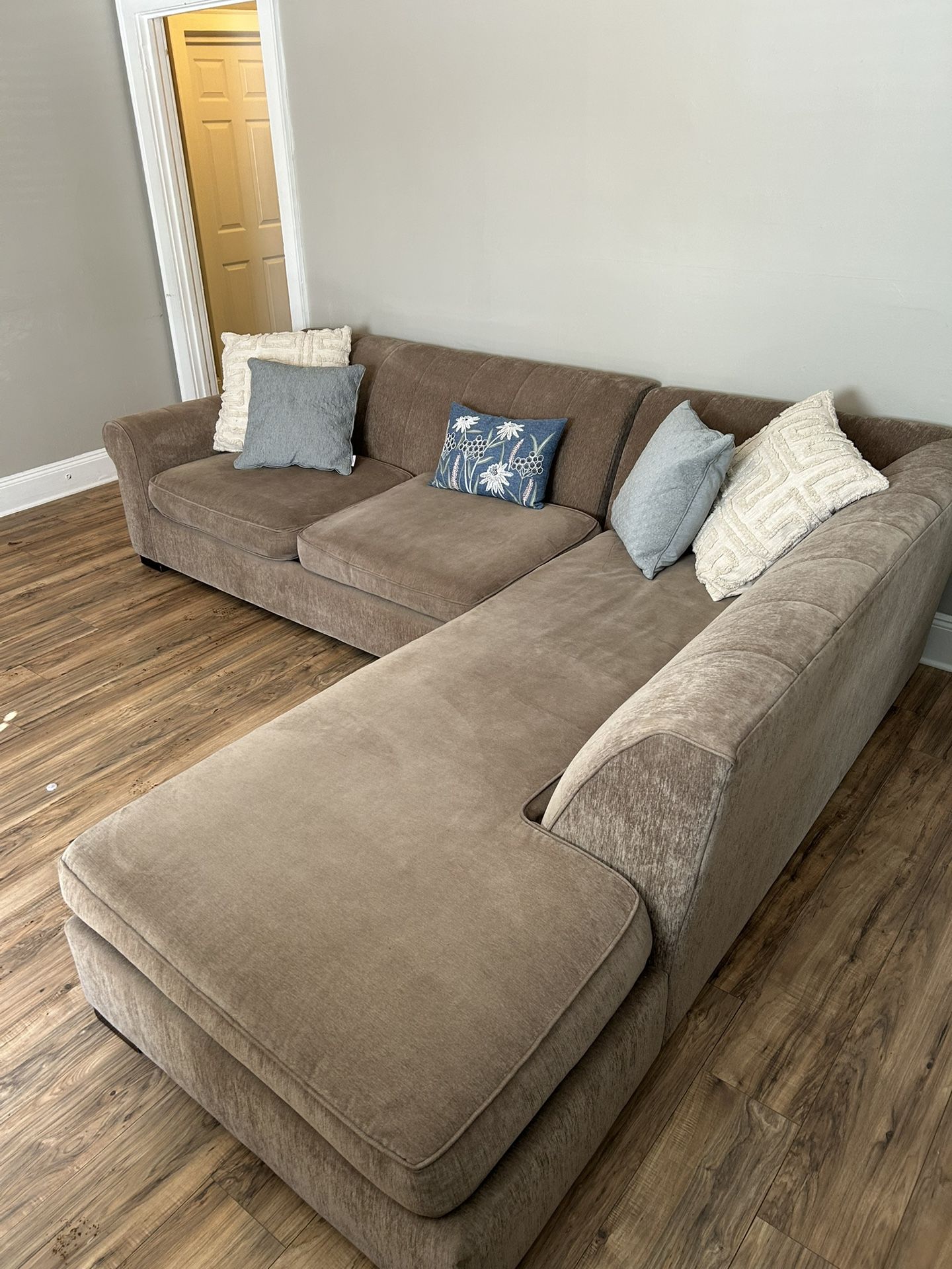 Couch Sectional