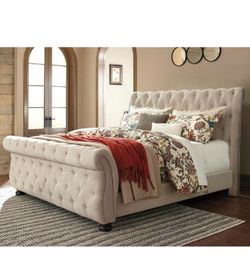 King size sleigh Bed