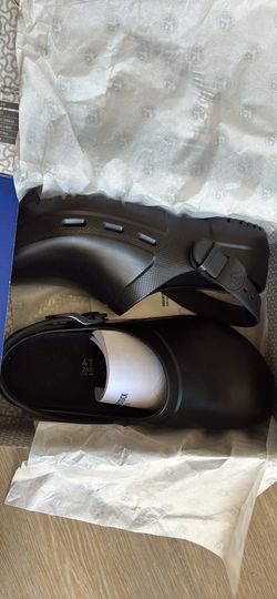 BRAND NEW NEVER WORN!!! Birkenstock Birki Air 2.0 Clogs
