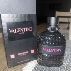 Valentino UOMO born in Roma intense