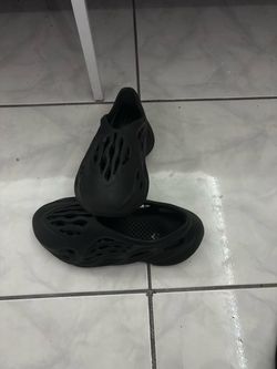 Adidas Yeezy Foam Runner Onyx size 7.5