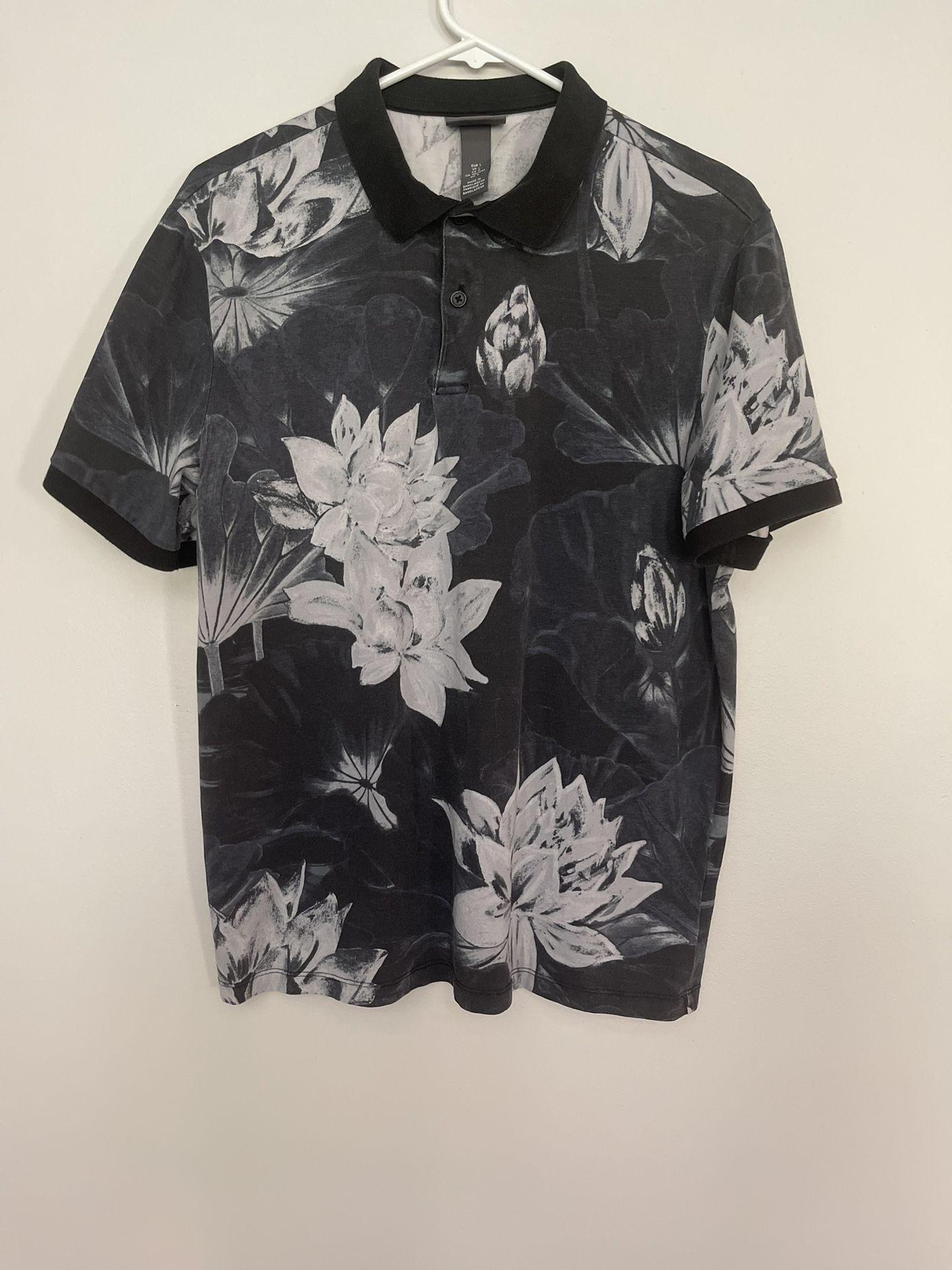 H&M Slim Fit Polo Shirt Mens Size L Black Gray Floral Short Sleeve