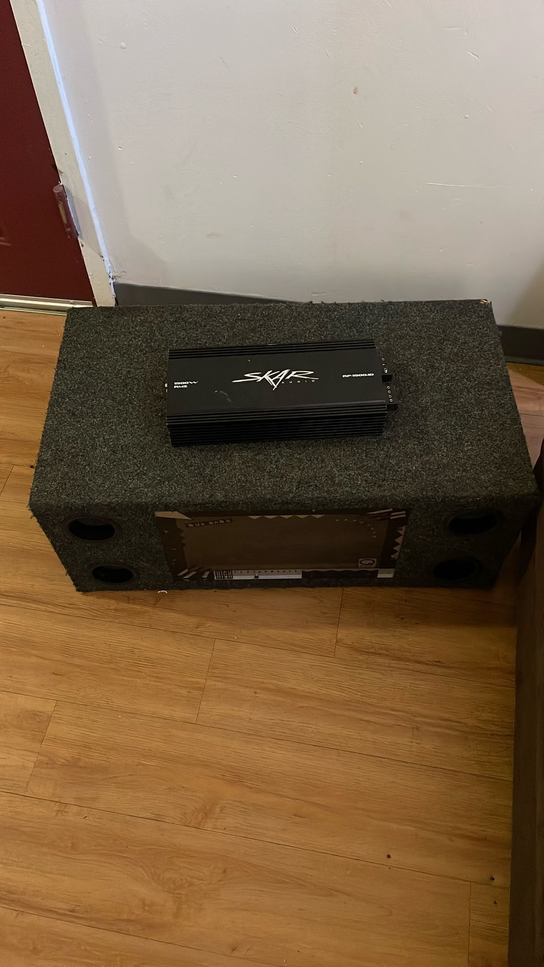 2 10inch Subs With Enclosure And Skar Amp
