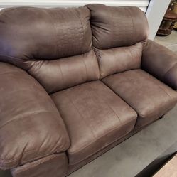 Beautiful Elegant Luxury Brown Italian Leather Sofa