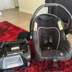 Baby Trend New Born Car Seat