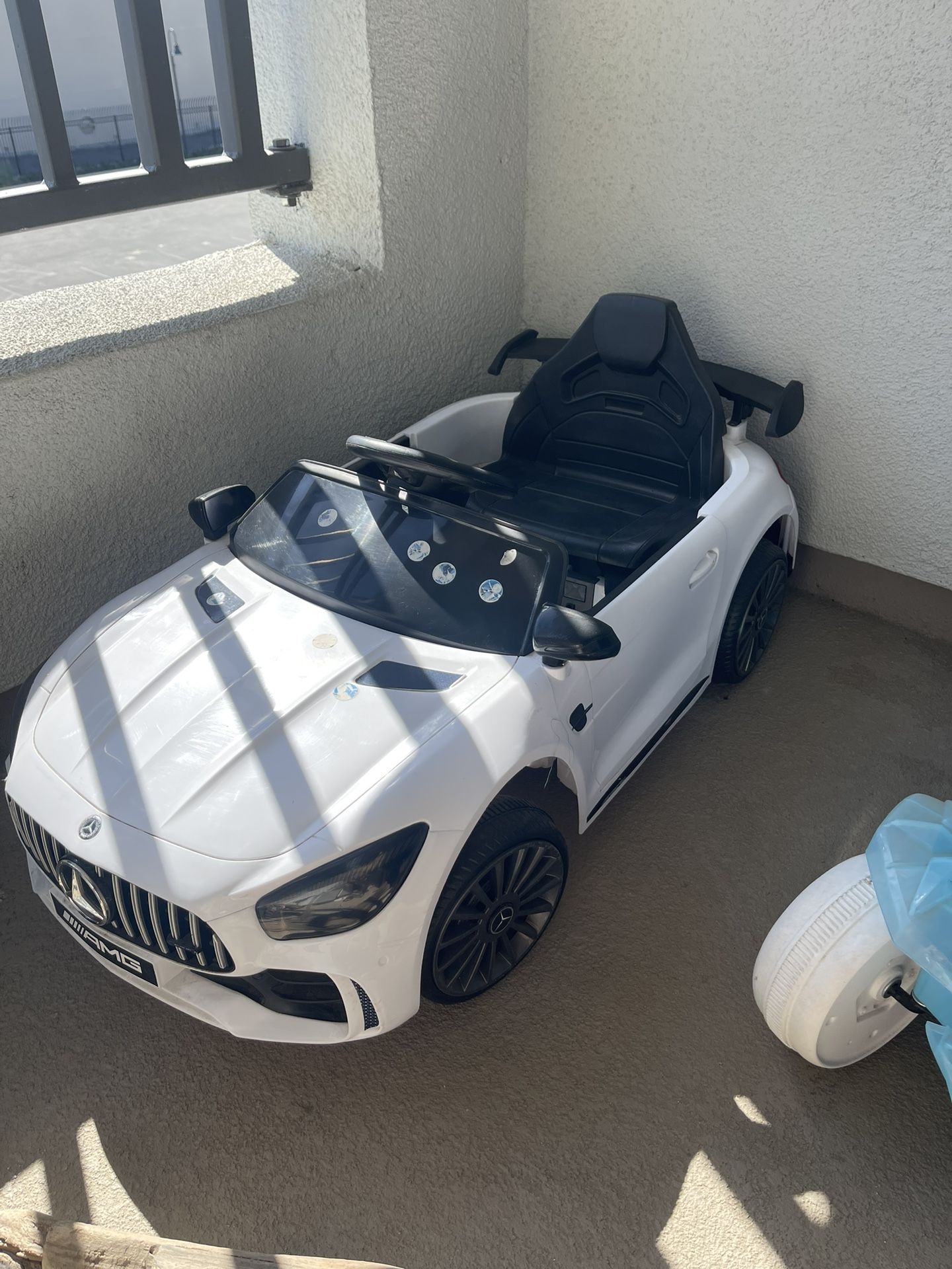 Mercedes Benz Ride on 12V