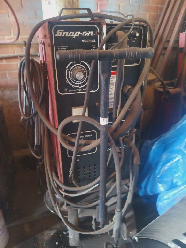 Snap On Welder Machine