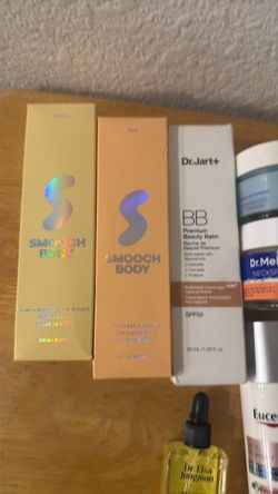Women’s Smooch Body Perfume Mist Duo Set bundle skincare products dry shampoo cosmetic moisturizer
