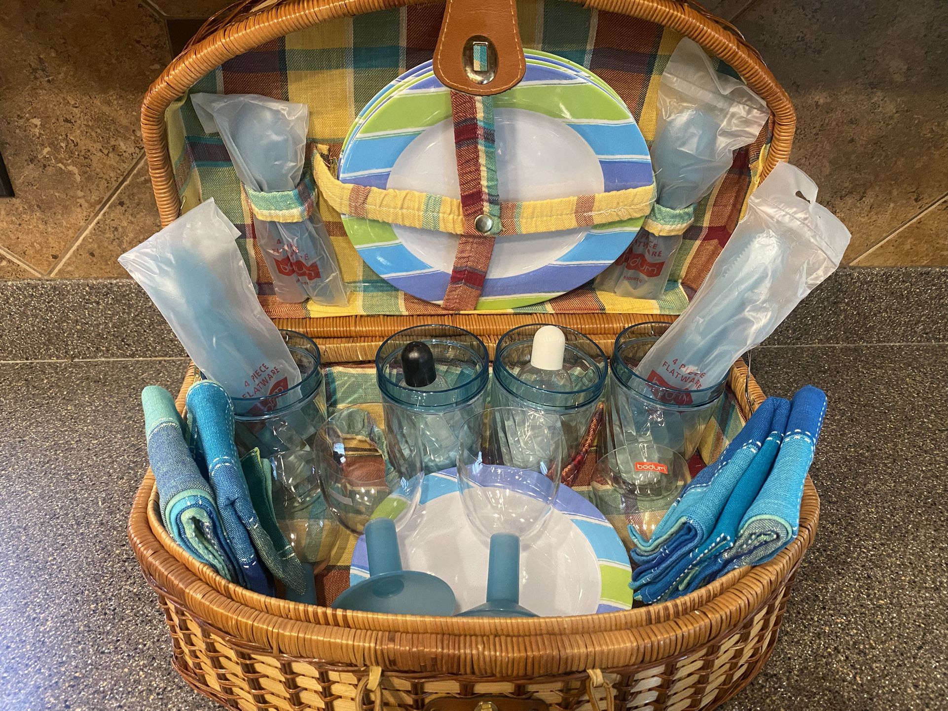 Vintage Picnic Basket