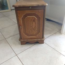 Mid Century Small End Table 
