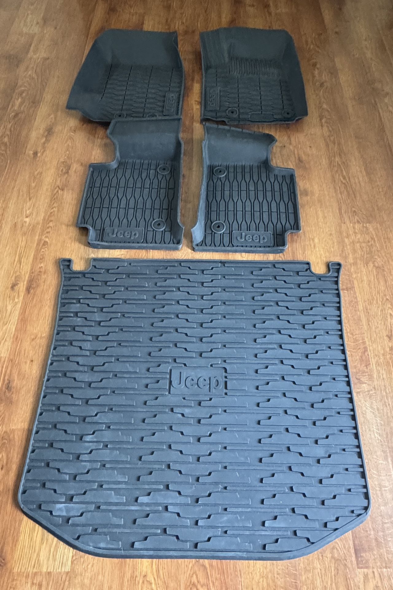 Jeep Grand Cherokee All Weather Mats
