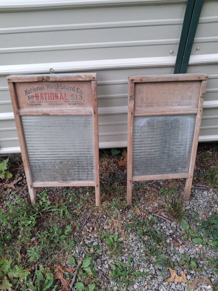 2 Glass Wash Boards