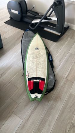 Fish surfboard - quad
