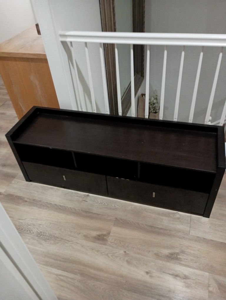 Mimi Desk