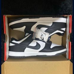 Panda Nike Dunks 