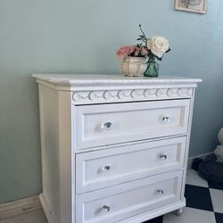 Small White Dresser 