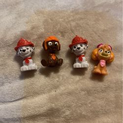 4 Paw Patrol Figures 