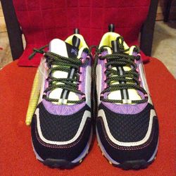 Flia. Renno   O D V.  Sneakers.  Size 10.  B6