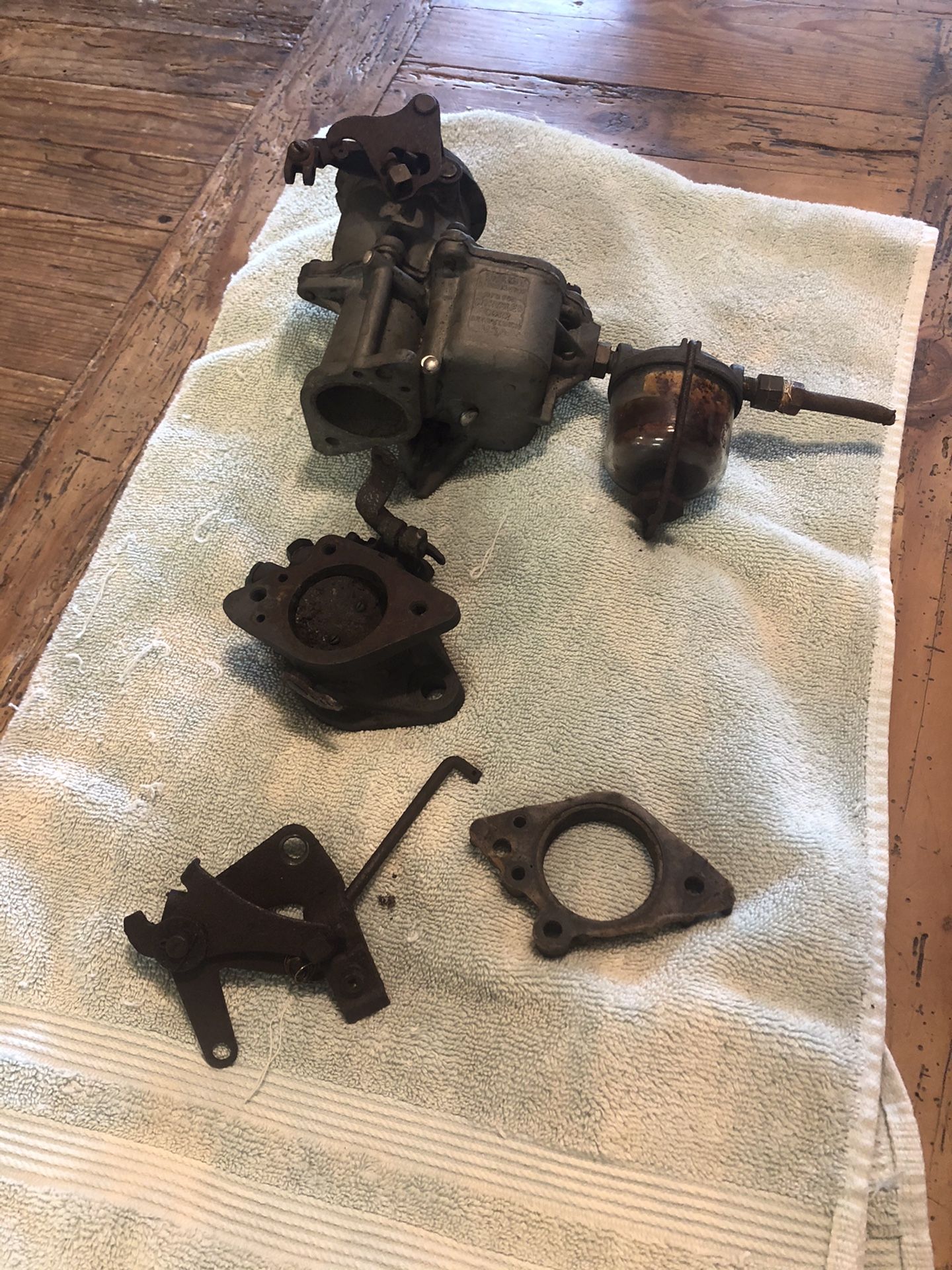 Dodge pilothouse 1952 carb