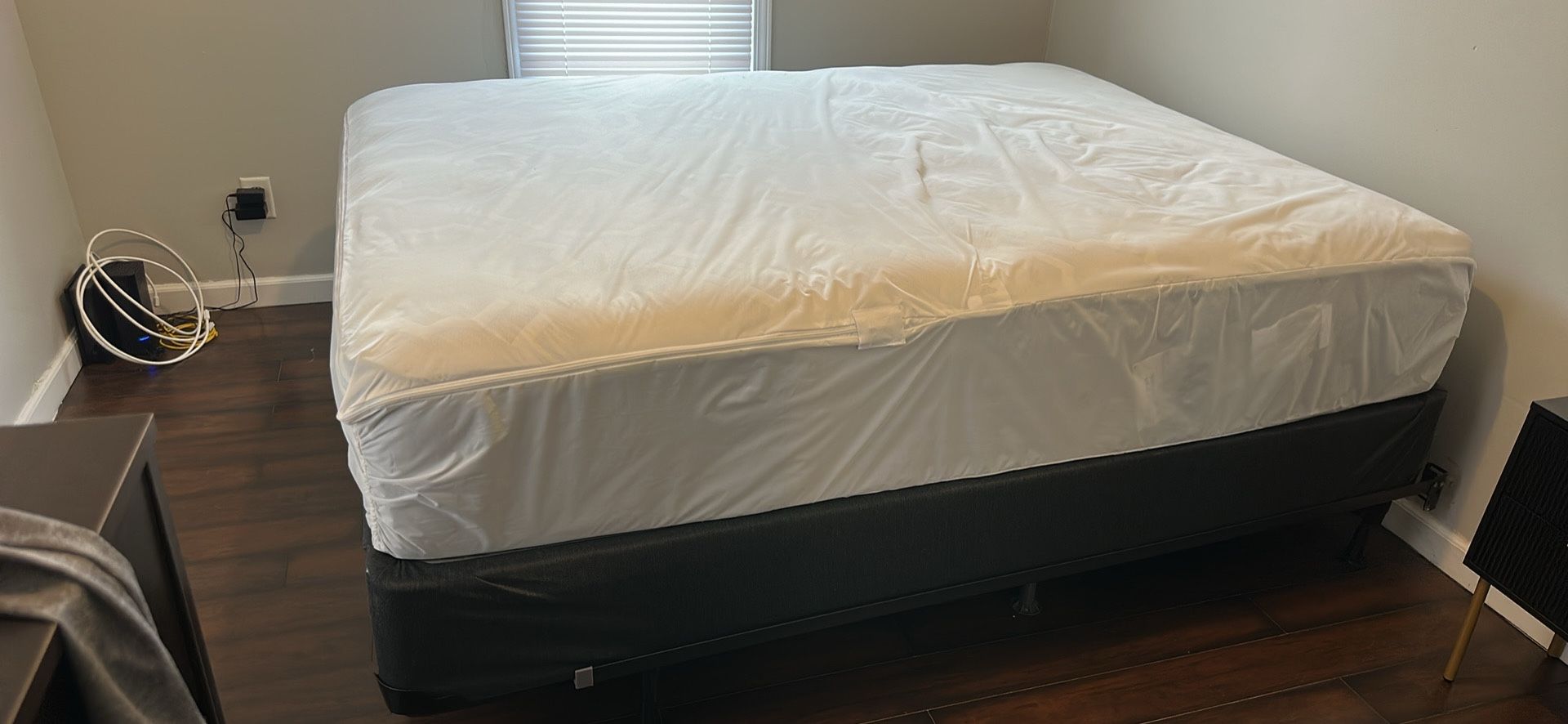 Sealy Queen Sized Mattresses And Box Spring
