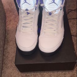 Retro 5s…. Size 9.5 in men