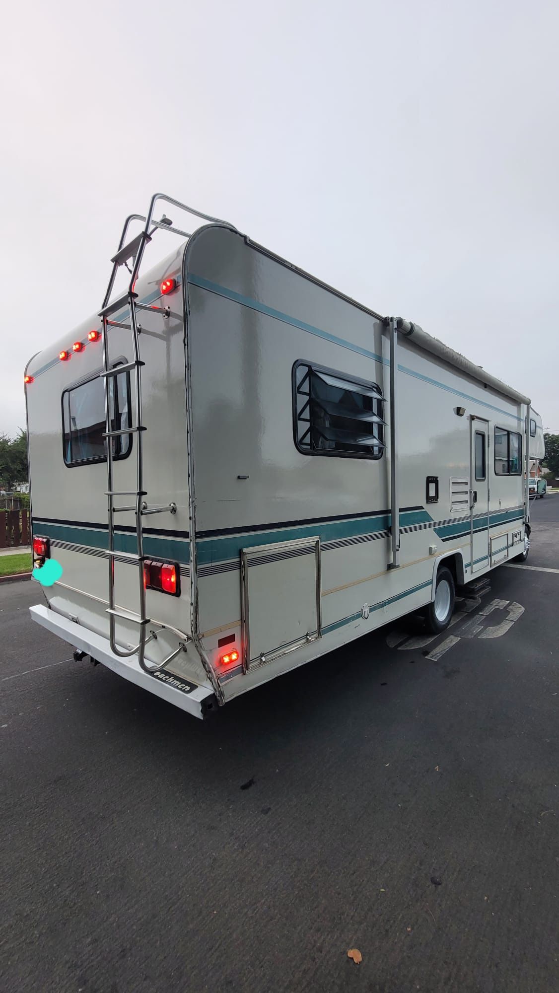 Motorhome Coachmen Año 1997 for Sale in Los Angeles, CA - OfferUp