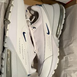 10.5 NEW Nike Max Air Pulse Brand New 