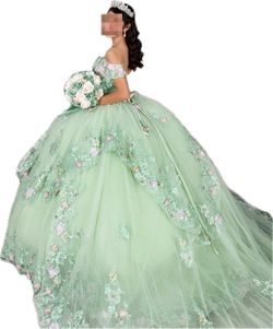 Quince dress, bear and boutiques