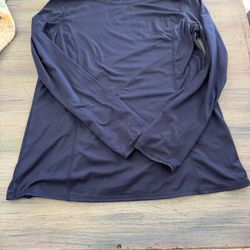 Beyond Scrubs Navy Undershirt Size M