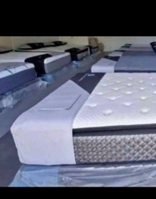 Queen bed pillow top can deliver new