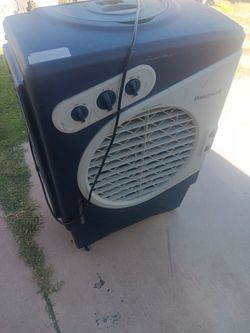 Honeywell portable cooler