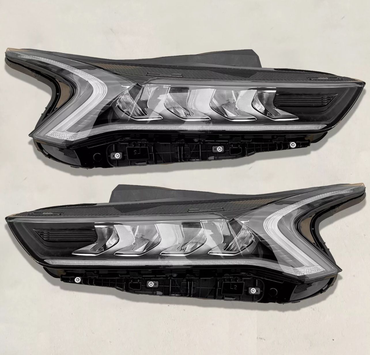 K5 Headlights 21-24