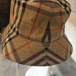Burberry Children’s Bucket Hat 